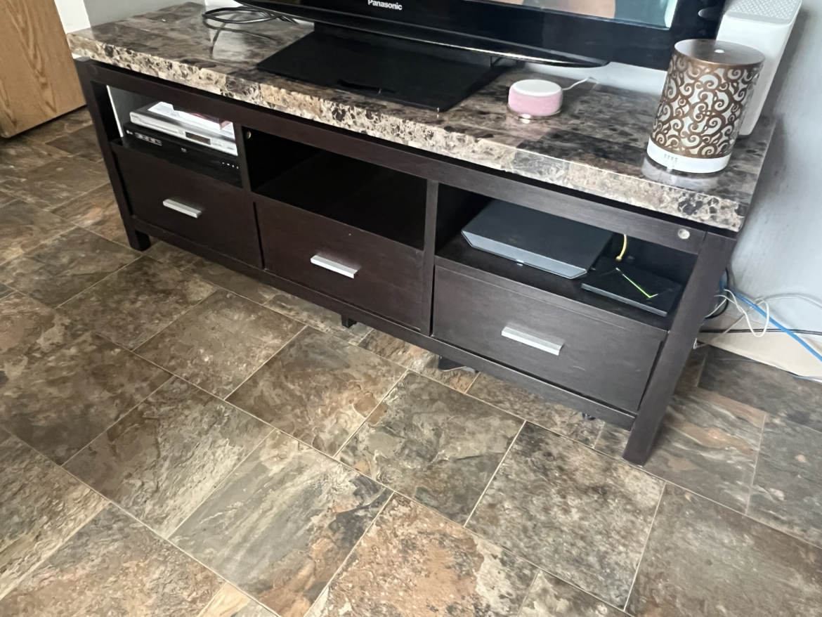TV Stand - photo 2