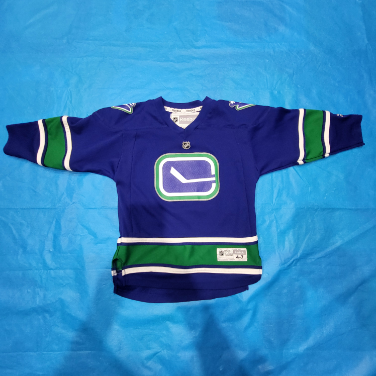 Reebok Vancouver Canucks 
 NHL Hockey Jersey 
 Youth 4-7 thumbnail