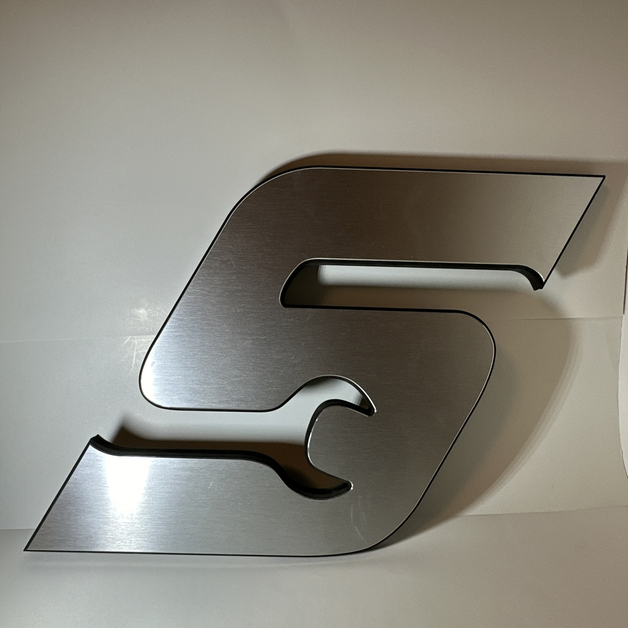 Snap On Tools "S" Logo Wall Hanging Silver 14" X 20" thumbnail