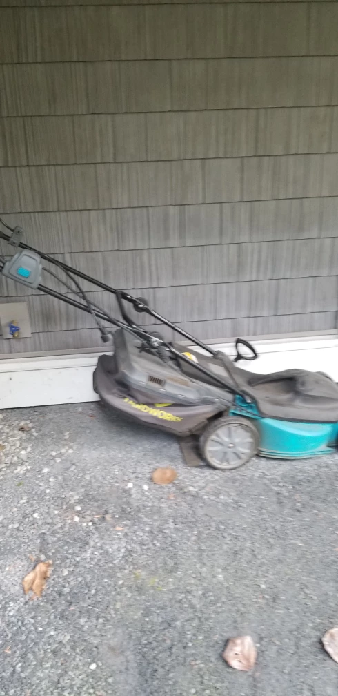 electric power lawn mower - photo 2