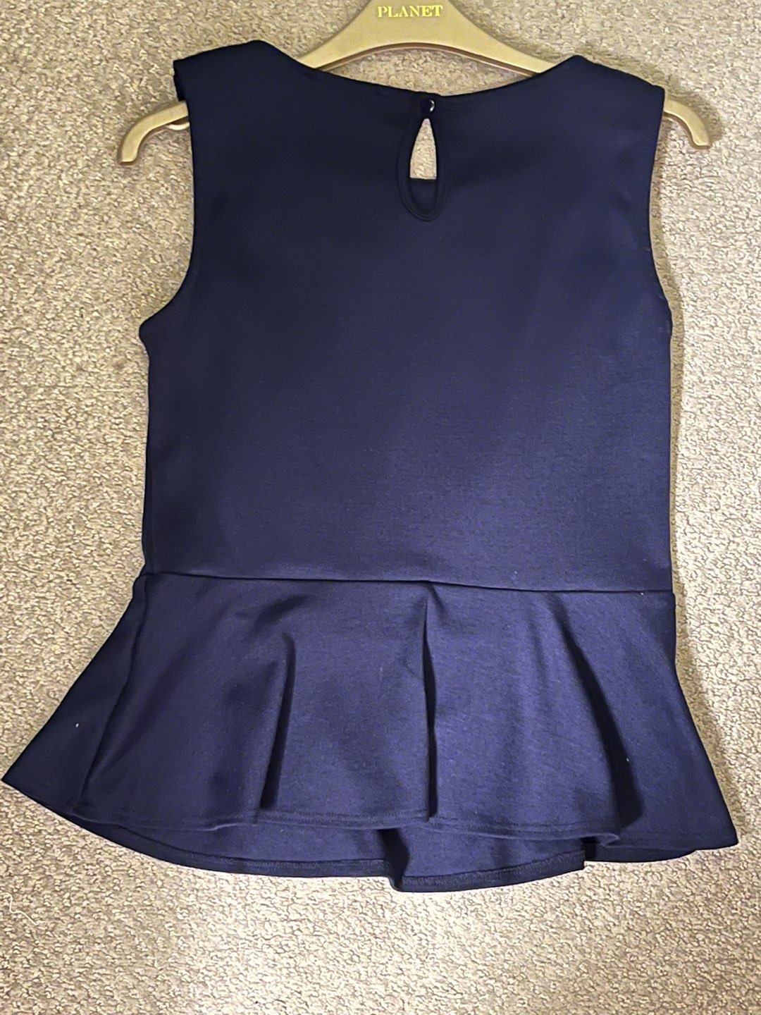 Women’s top image indicator(2)