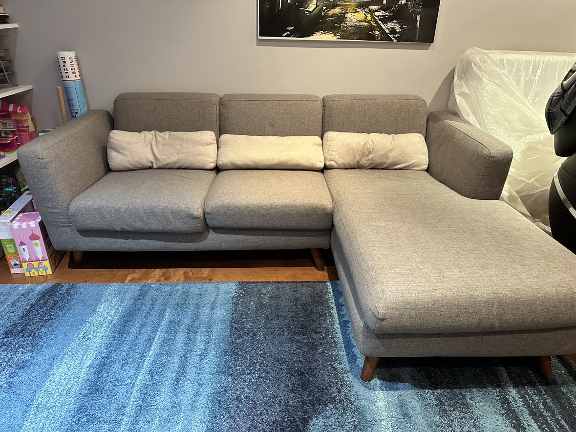 Structube sectional Taylor grey