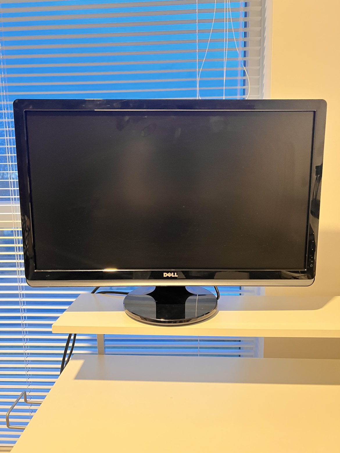 Dell 24inch Monitor - photo 3