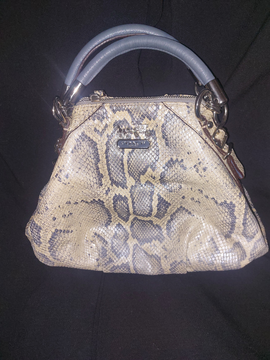 COACH 🧡 limited edition leather purse - photo 4