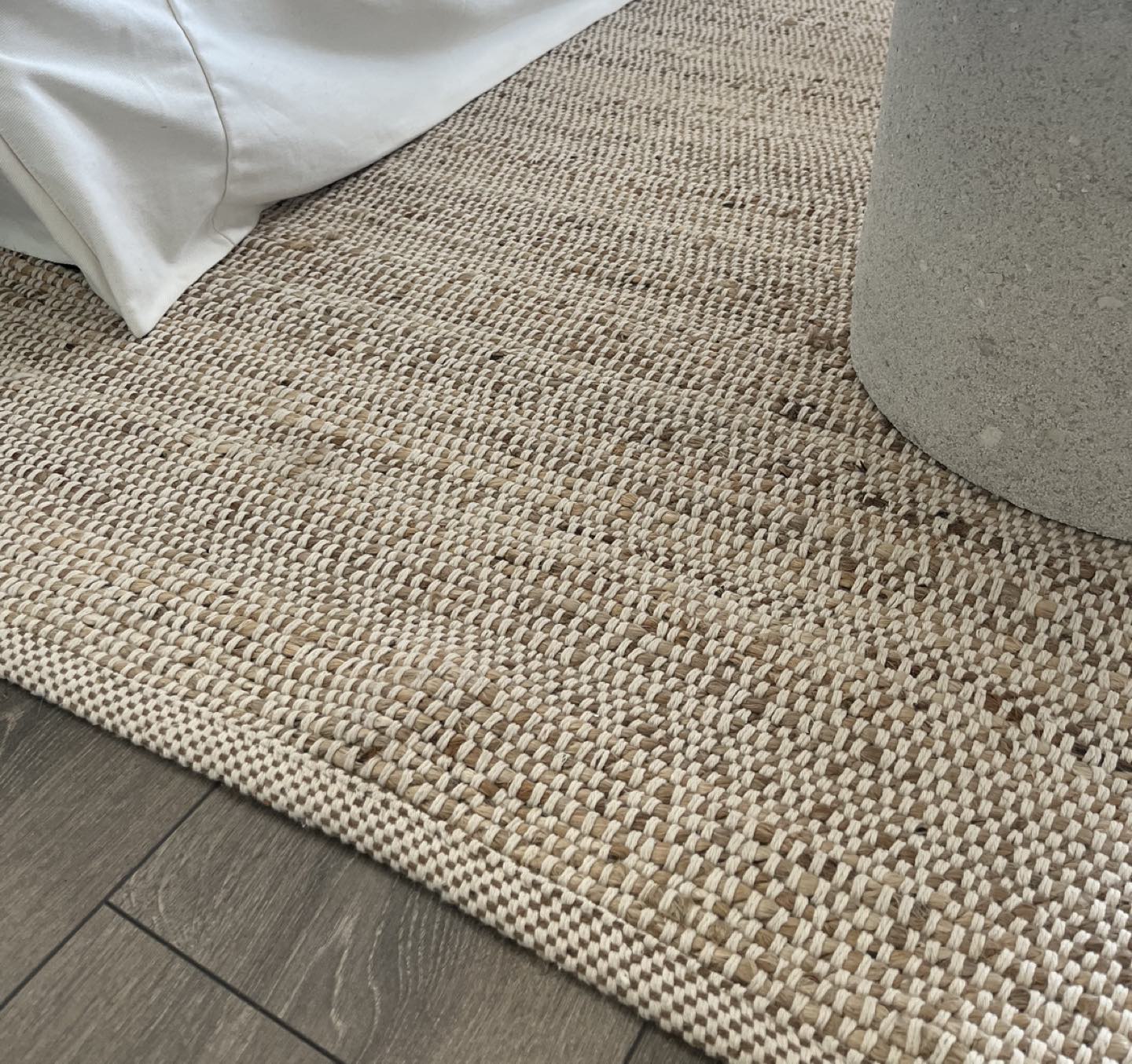 4x6 Hand Woven Carpet - photo 2