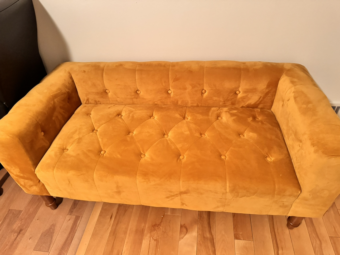 2 seater sofa/ couch image indicator(6)