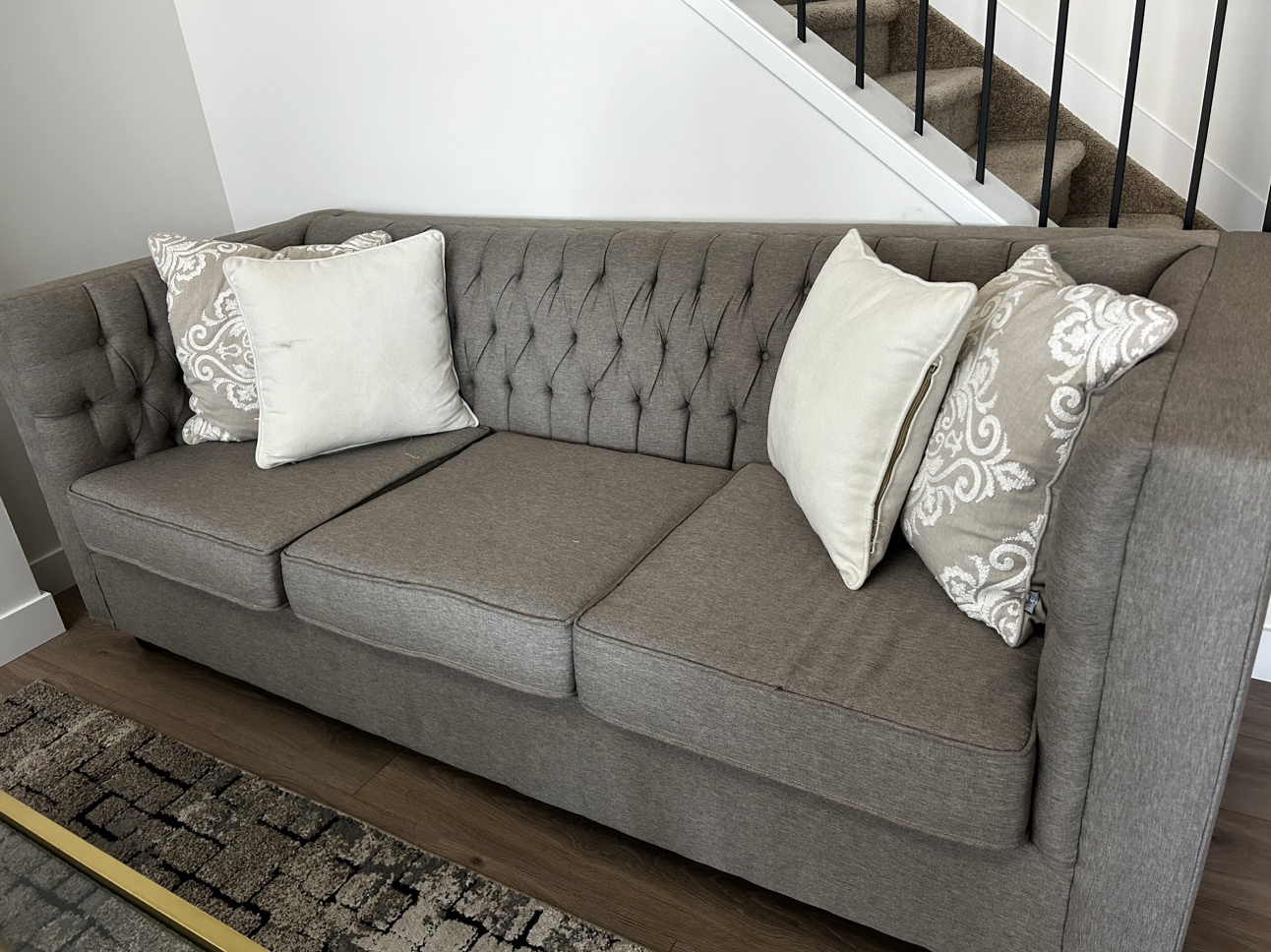 5 piece sofa set (1 love seat and 1 three seater sofa) image indicator(6)