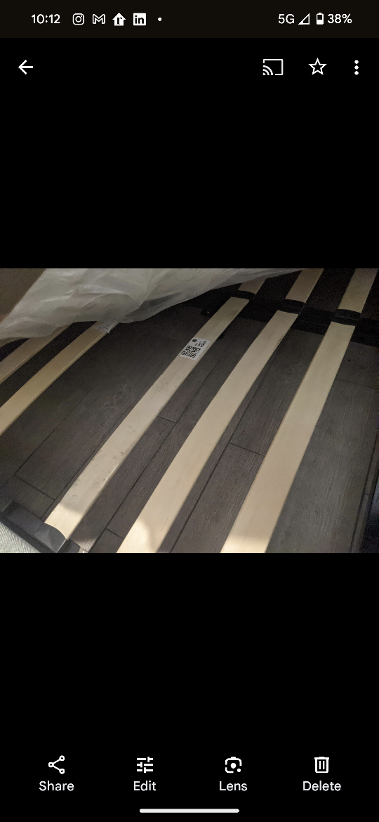 Queen sized Tufted Platform Bed w Mattress - photo 4