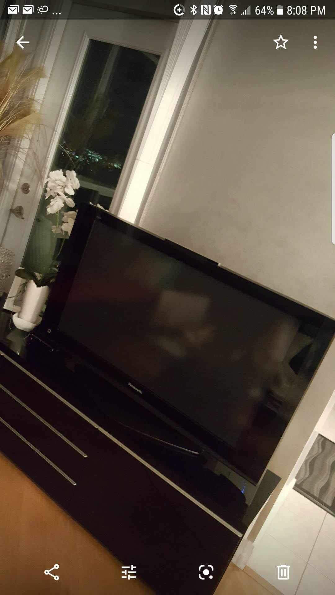 Panasonic TV - photo 2