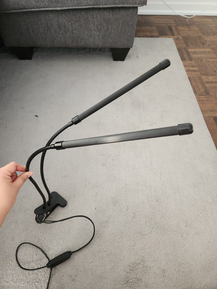 clip on desk lamp/ growing light