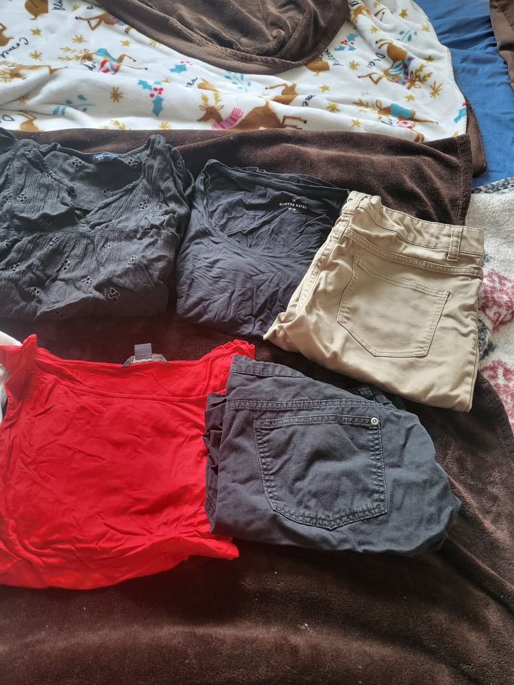 Women's clothing #freecycle - photo 2