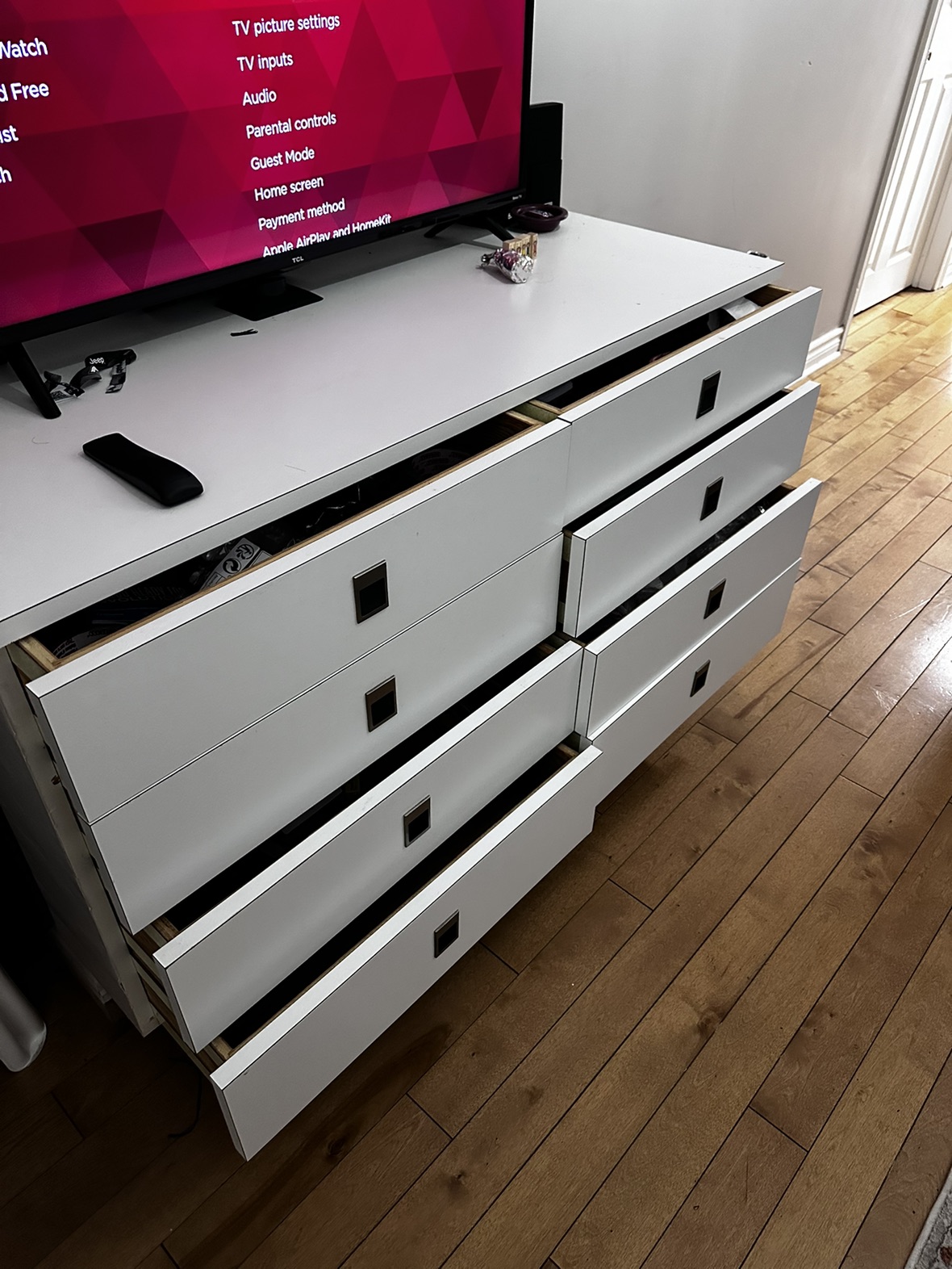 Dresser