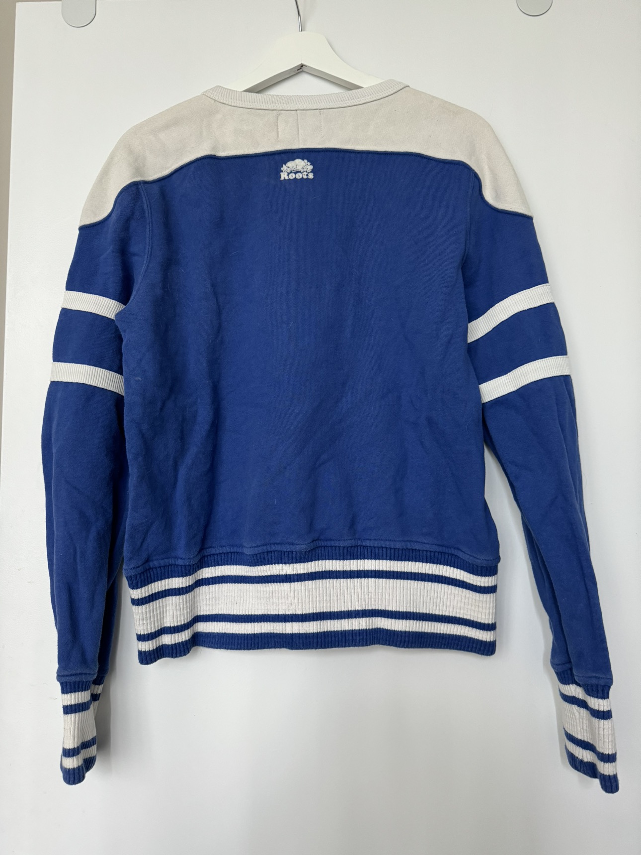 Women’s Roots Toronto Maple Leafs sweater image indicator(2)