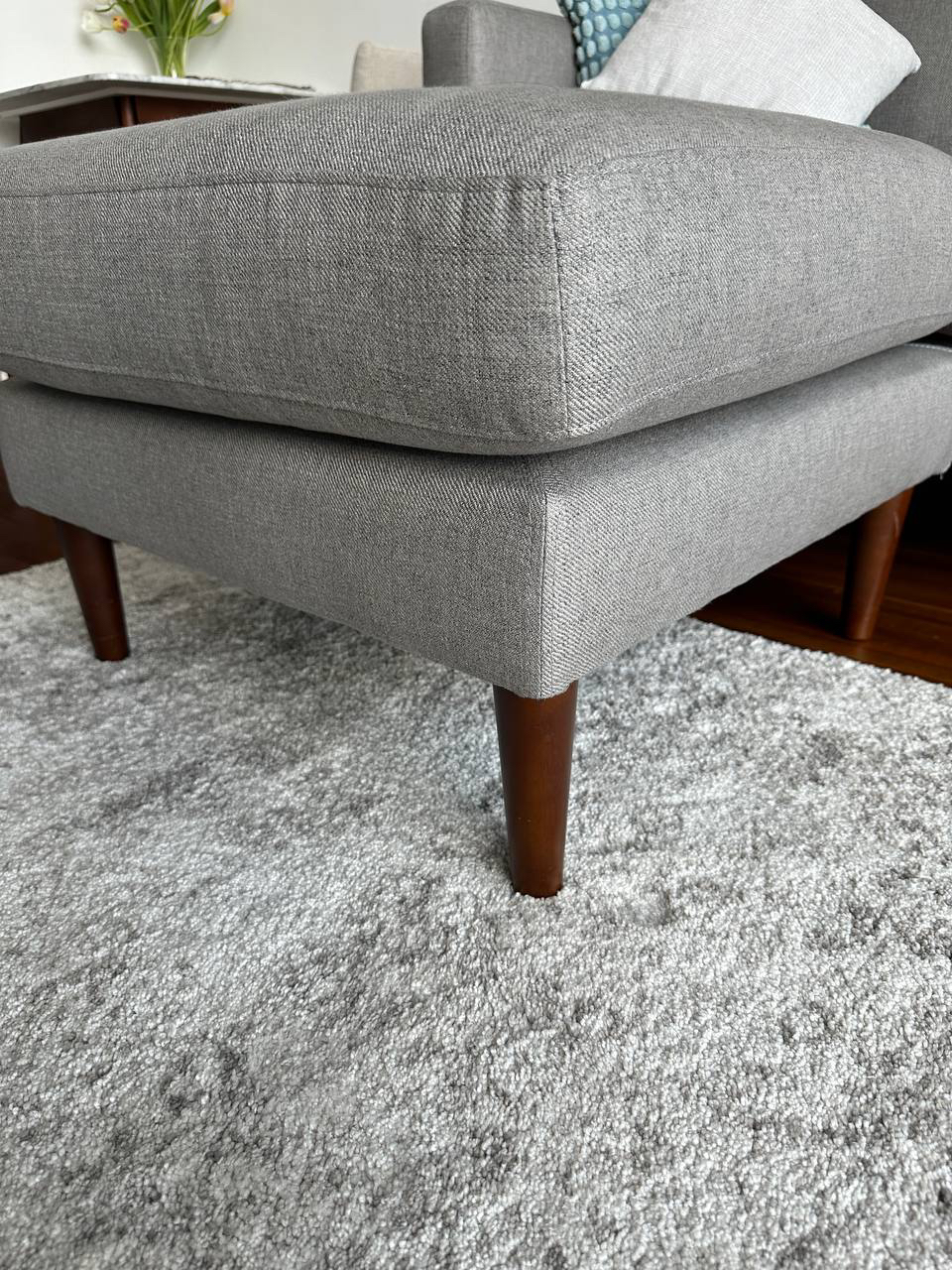 Rivet sectional sofa - photo 5