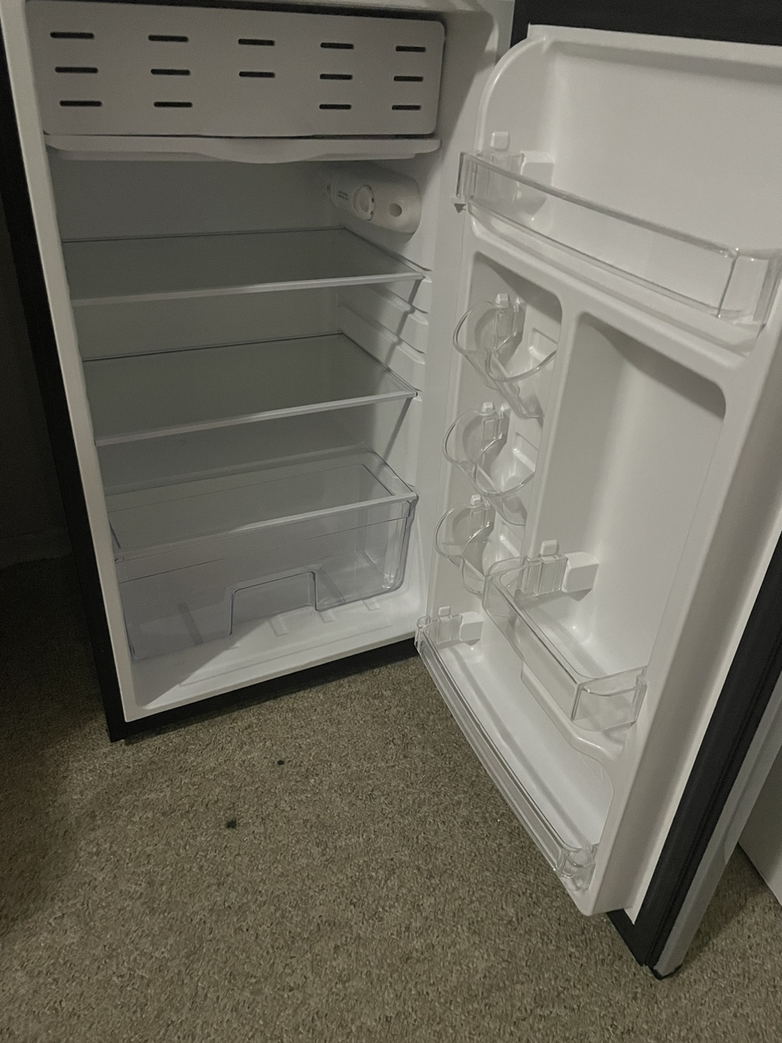 Mini fridge