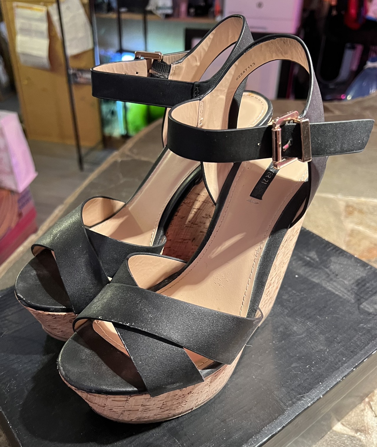Forever 21 Jenine Sandal Wedges (Women’s 8)(LNIB) image indicator(3)