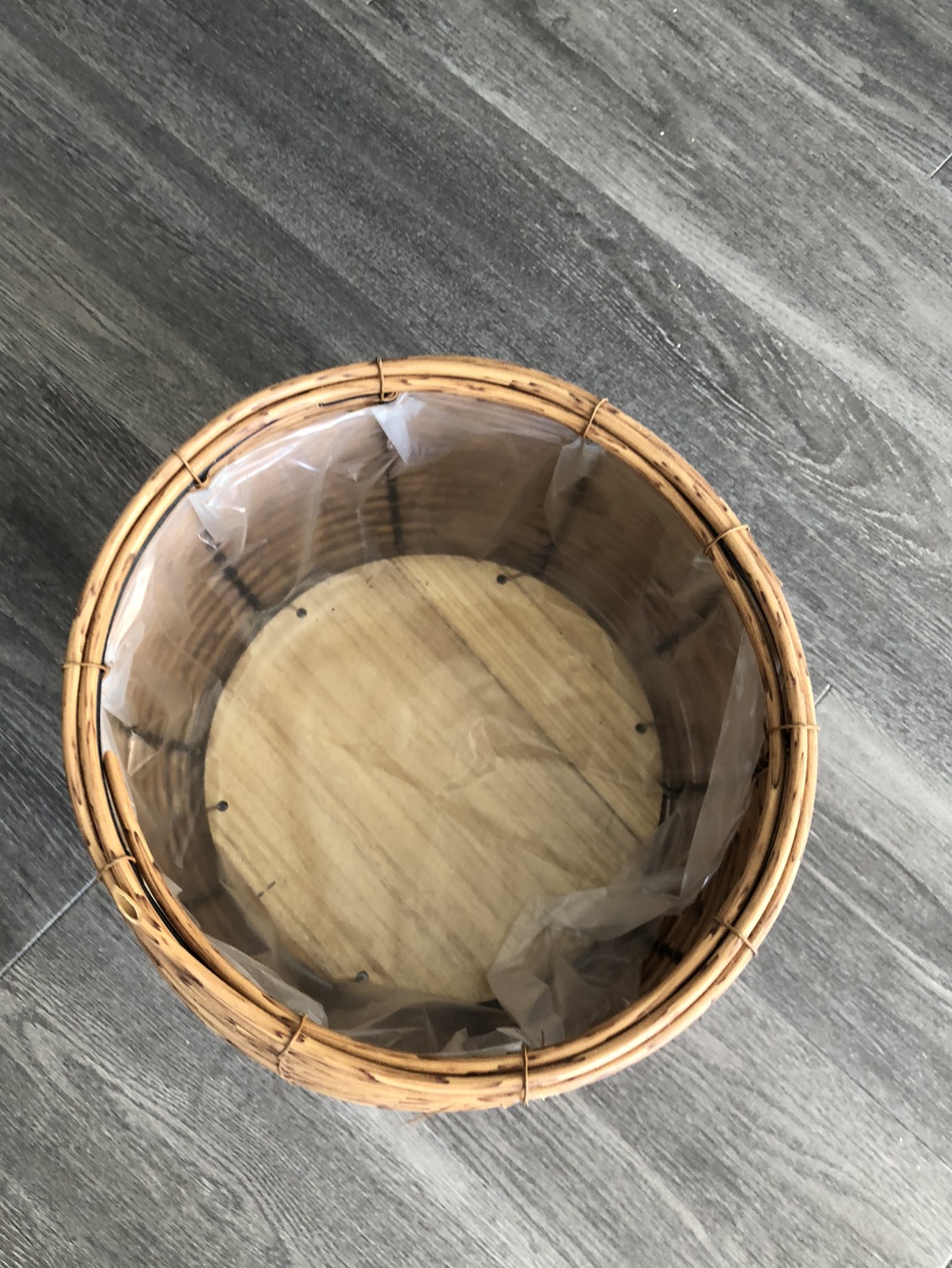 Plant stand - photo 4