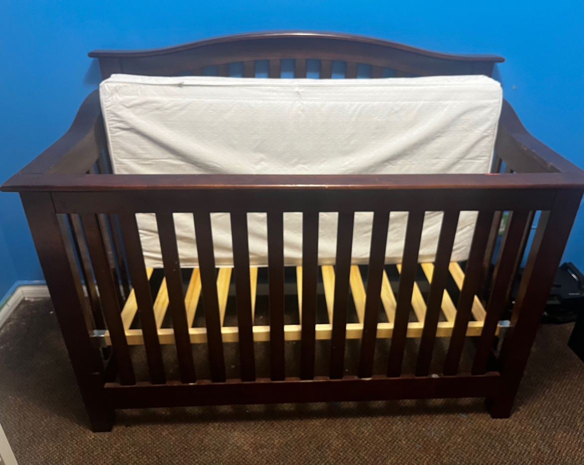 Loved infant/toddler Crib image indicator(2)