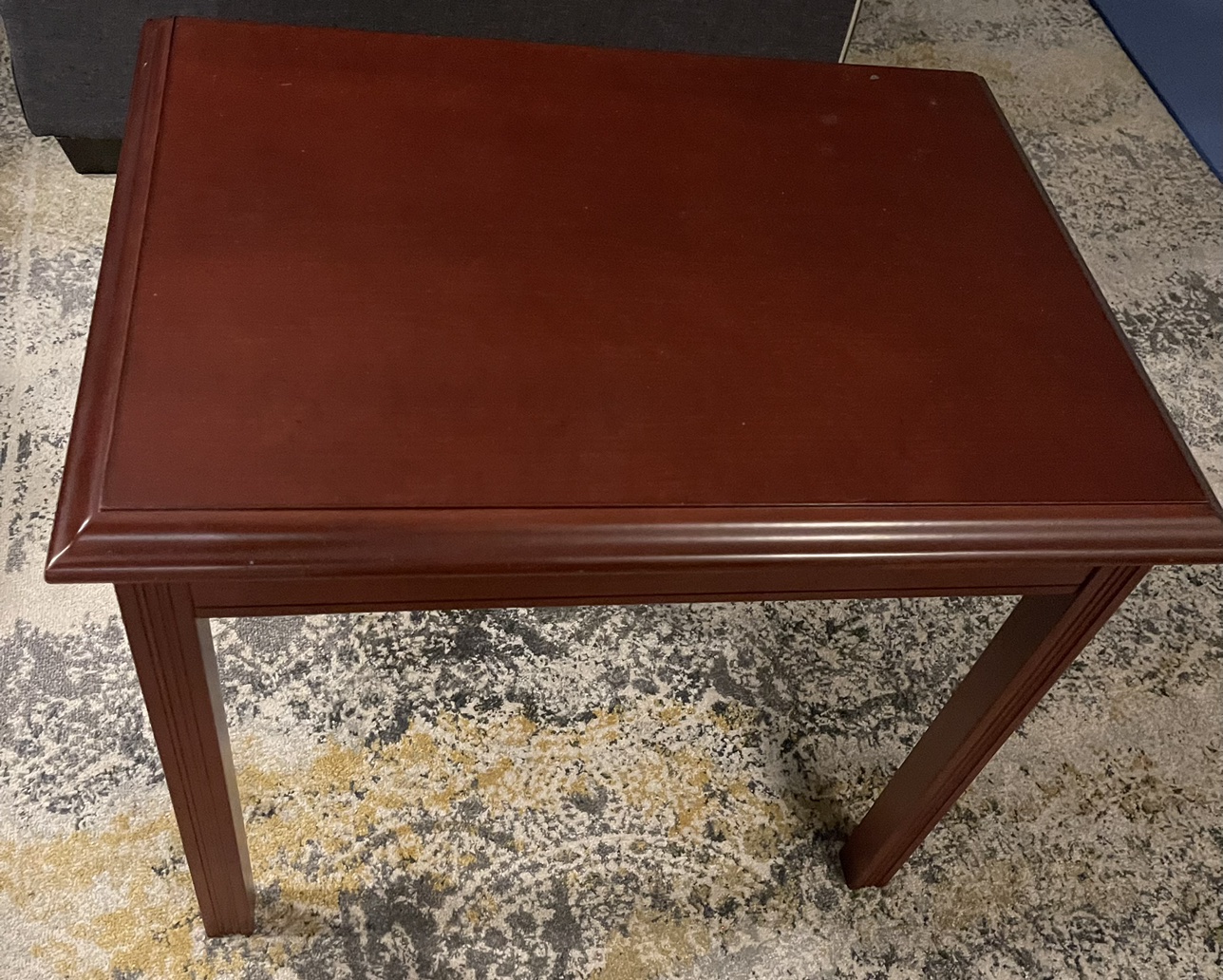 Pair of center table and side table - photo 4