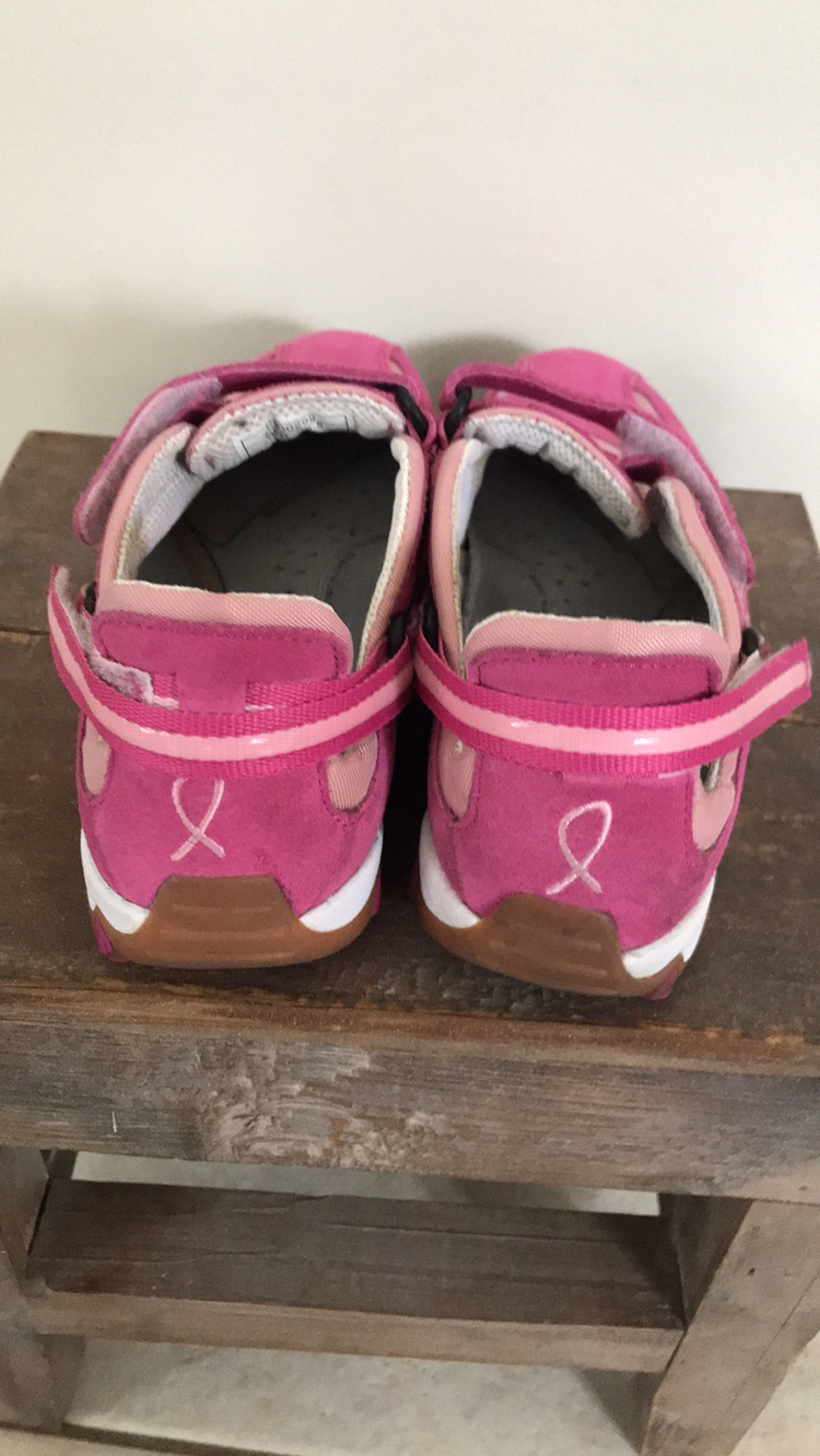 Memphisto Special Edition Breast Cancer Shoes Size 8 image indicator(6)