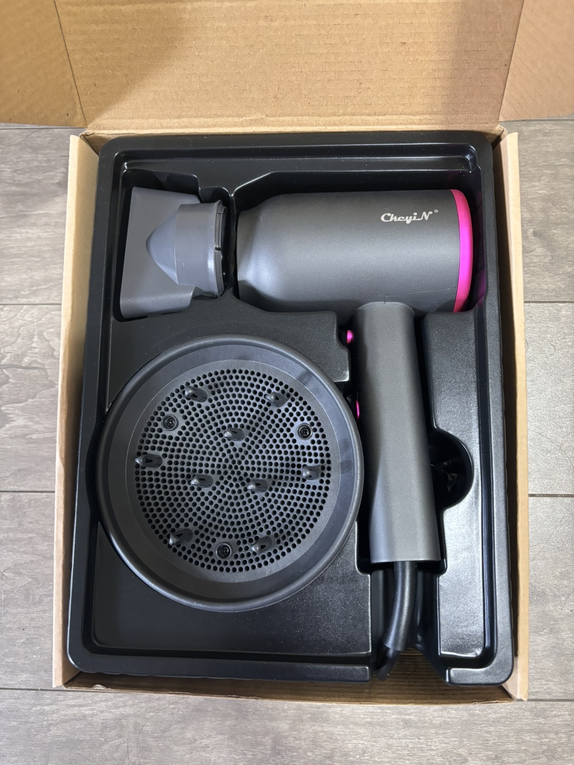 Hair dryer thumbnail