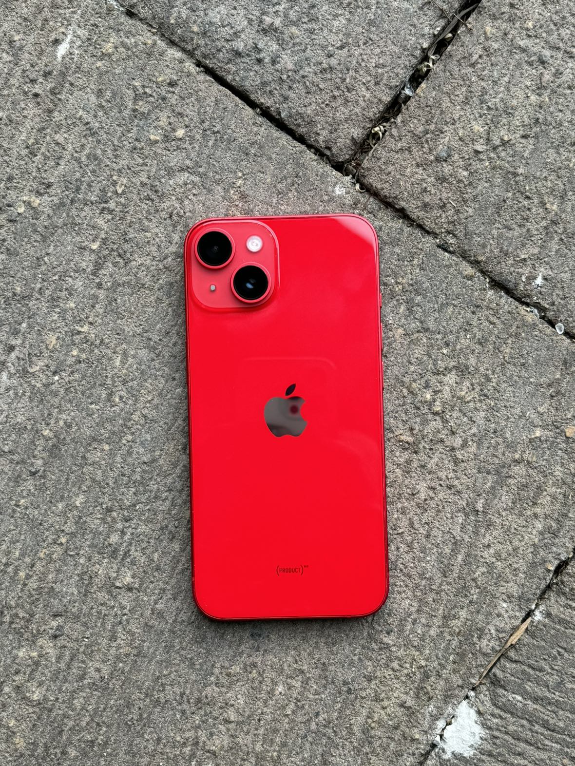 iPhone 14 - 100% Battery Health thumbnail