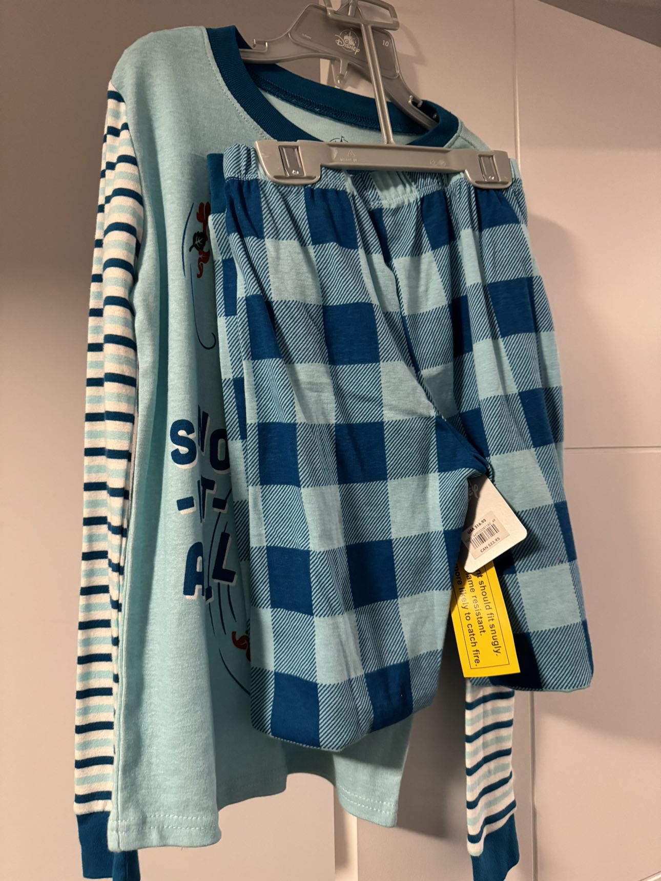 Frozen two piece PJ - photo 2