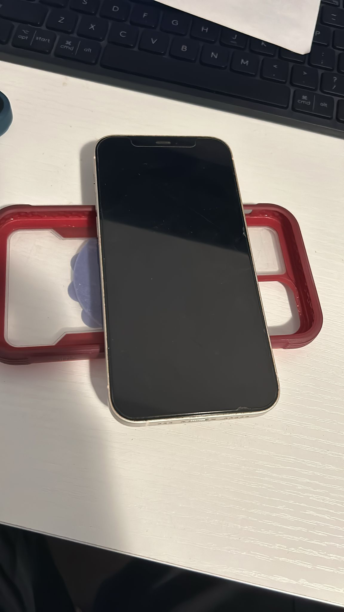 iPhone 12 - 128GB - Battery 75% image indicator(2)