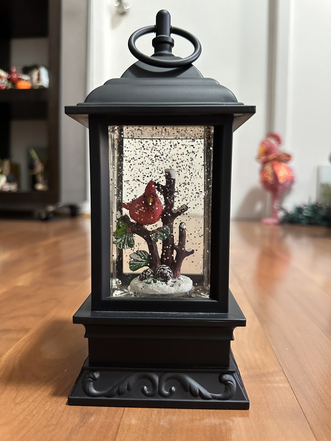 Christmas cardinal snow globe image indicator(2)