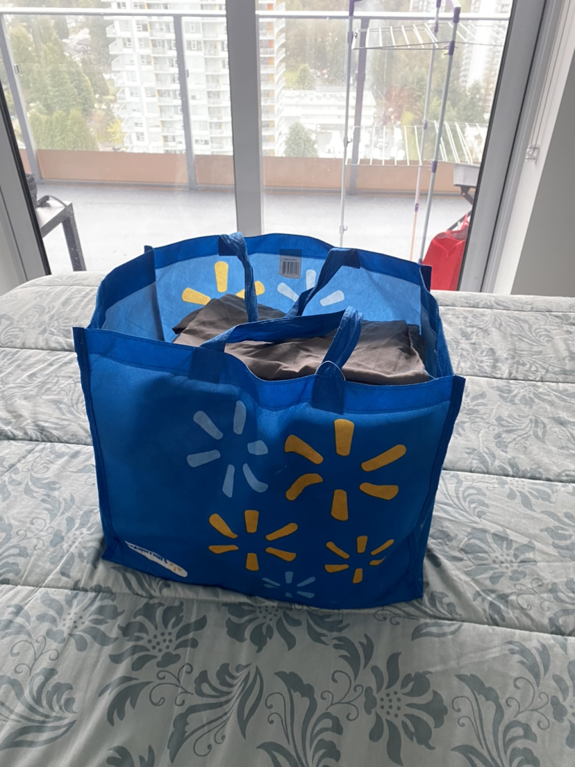 FREECYCLE!!! Bag 1 - Assorted clothing-various sizes. - photo 4