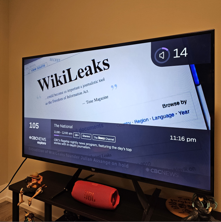 Amazon Fire TV 43" 4-Series 4K UHD smart TV image indicator(4)