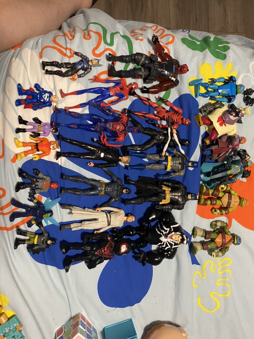 Kids toys 41 action figures