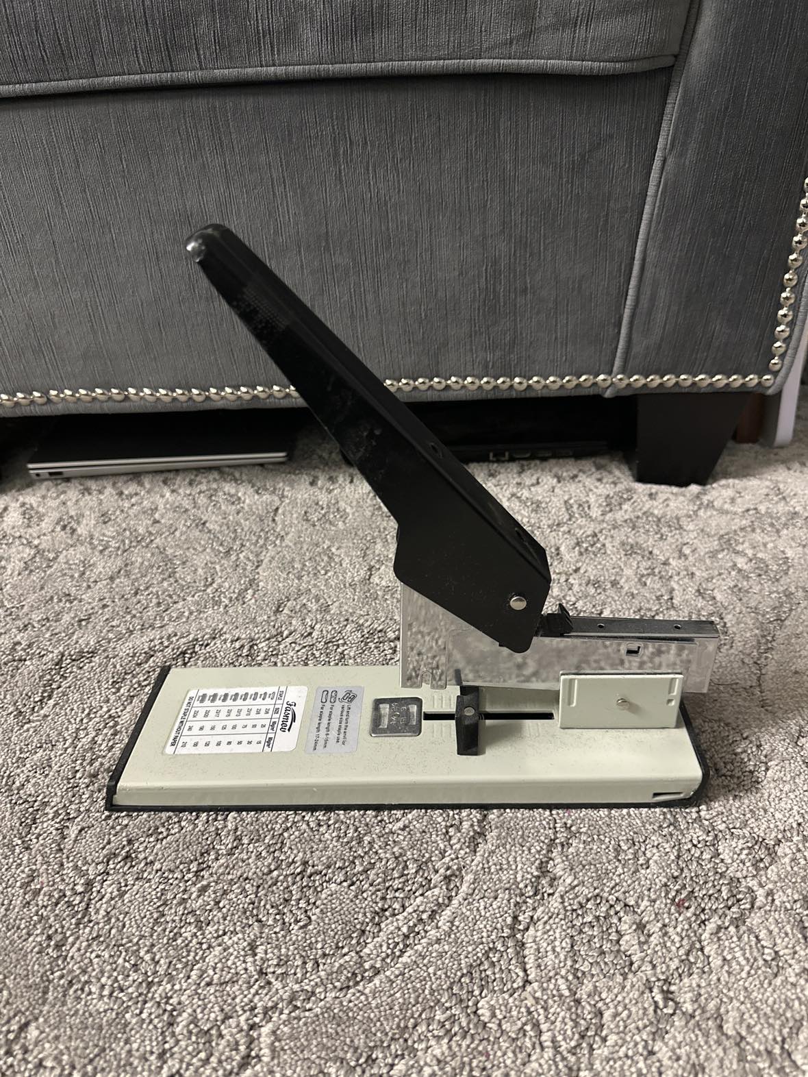 Fasmov Heavy duty manual stapler thumbnail