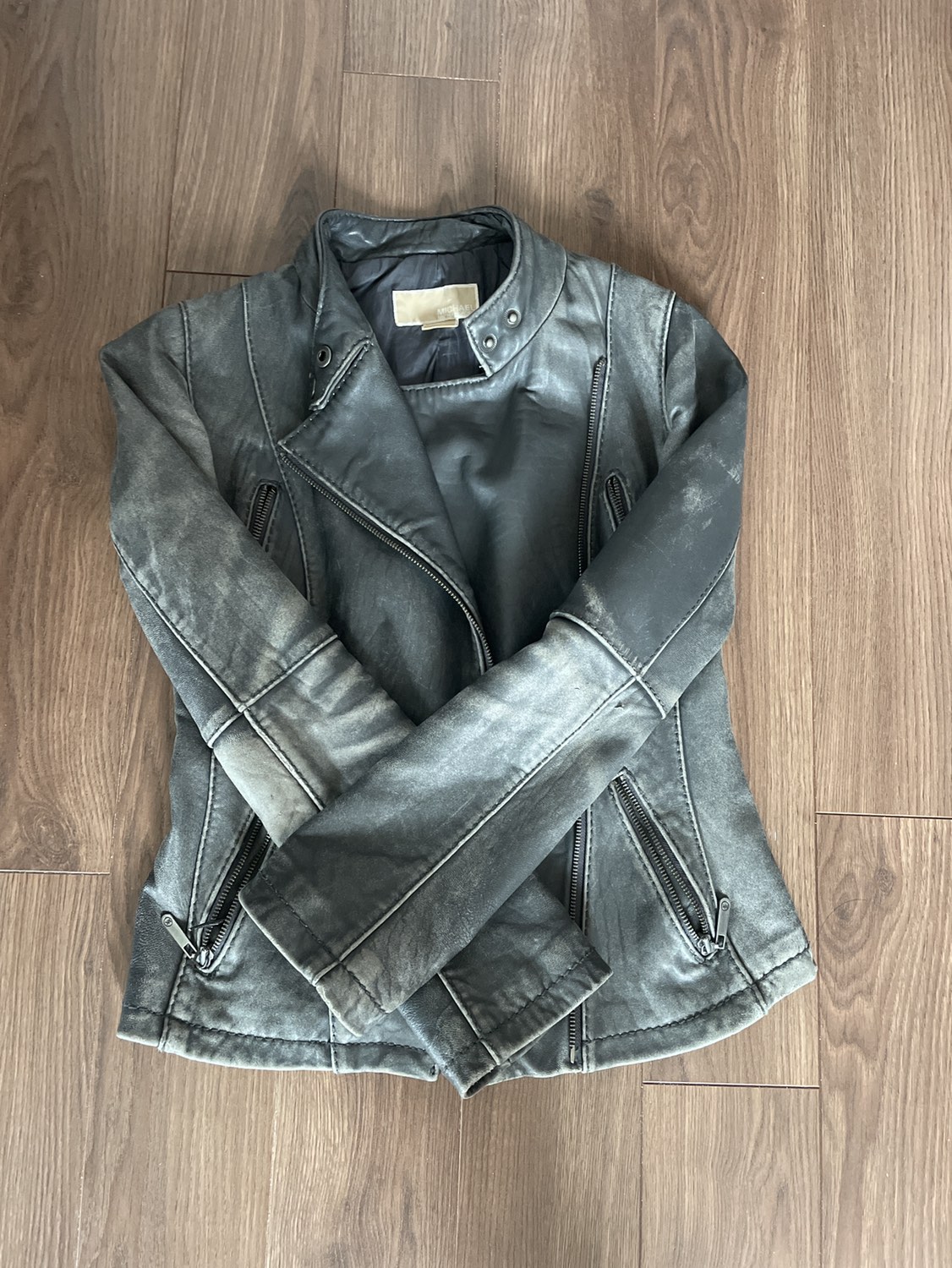 Michael kors leather jacket image indicator(4)