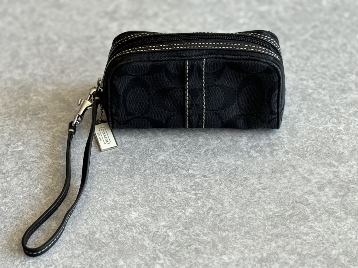 COACH Makeup Pouch 💄 thumbnail