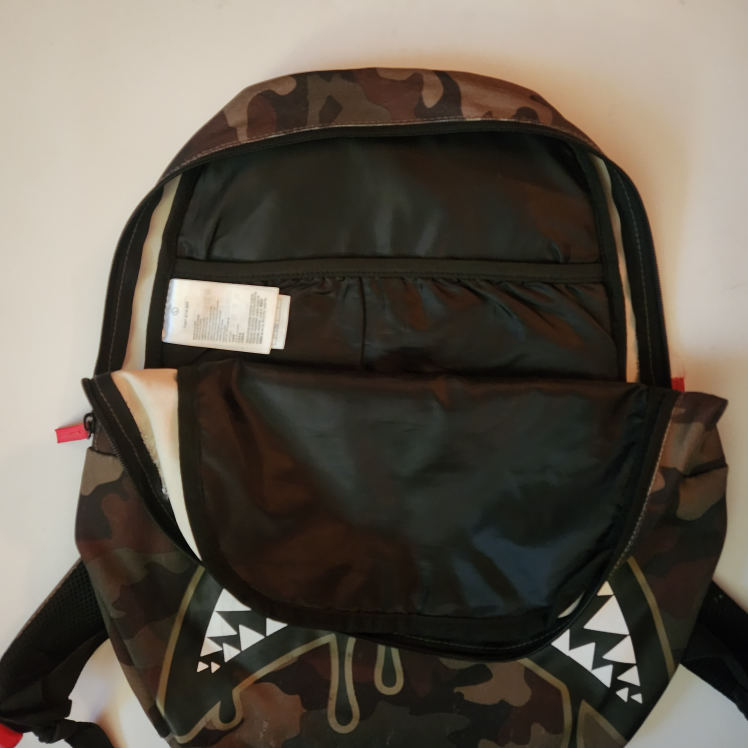 Hurley "Shark Bite" Camo Backpack - photo 3