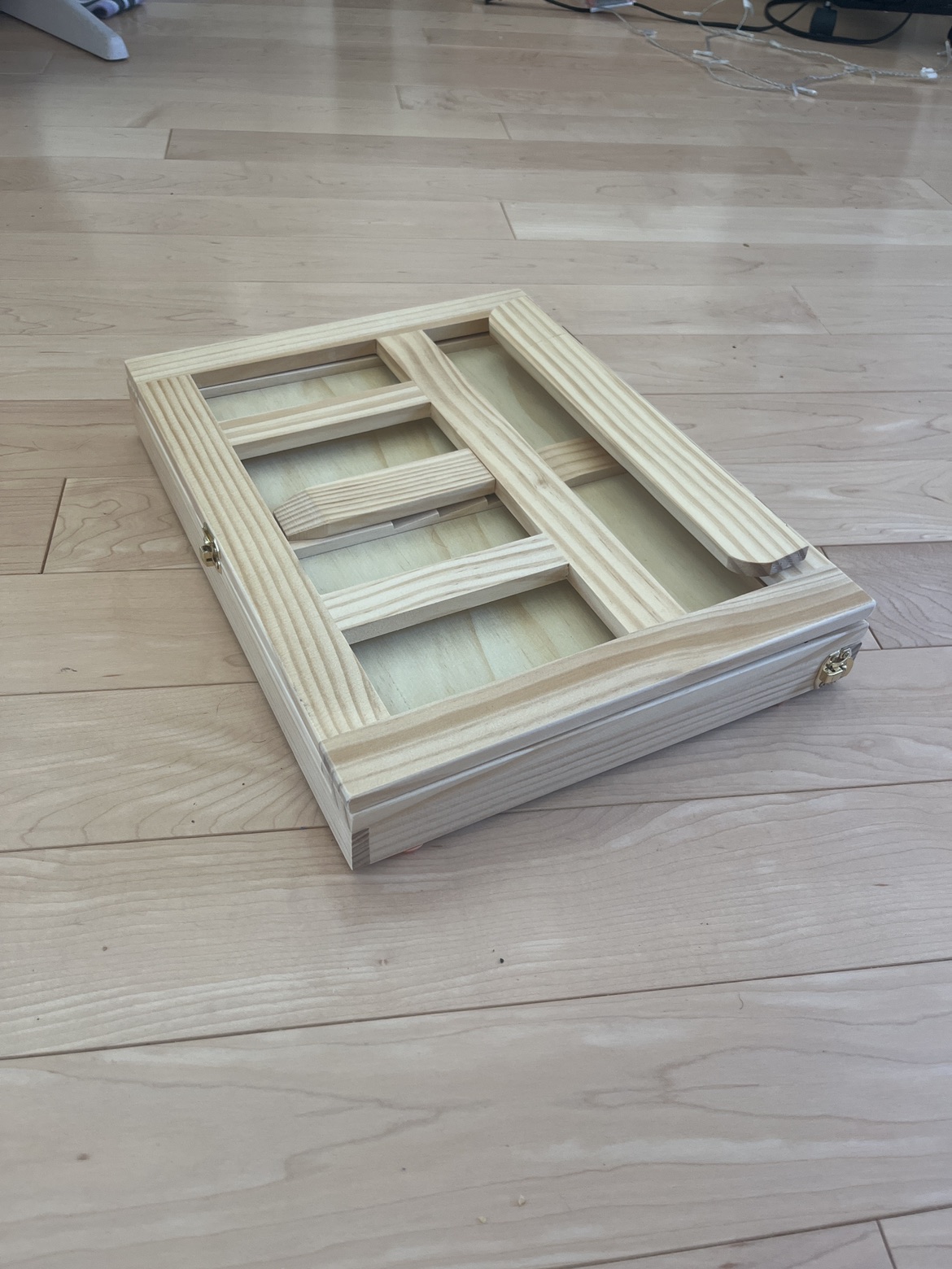 Portable small easel with ajustable angles image indicator(3)