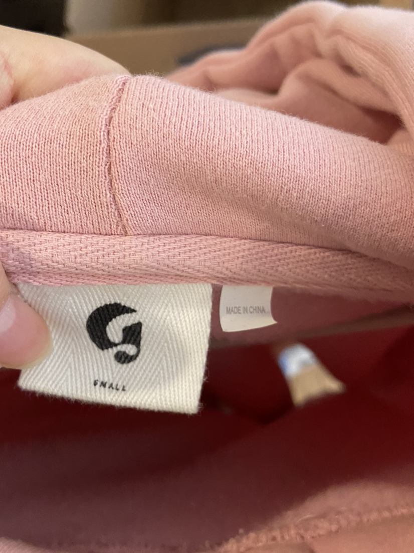 Glossier Hoodie - photo 2