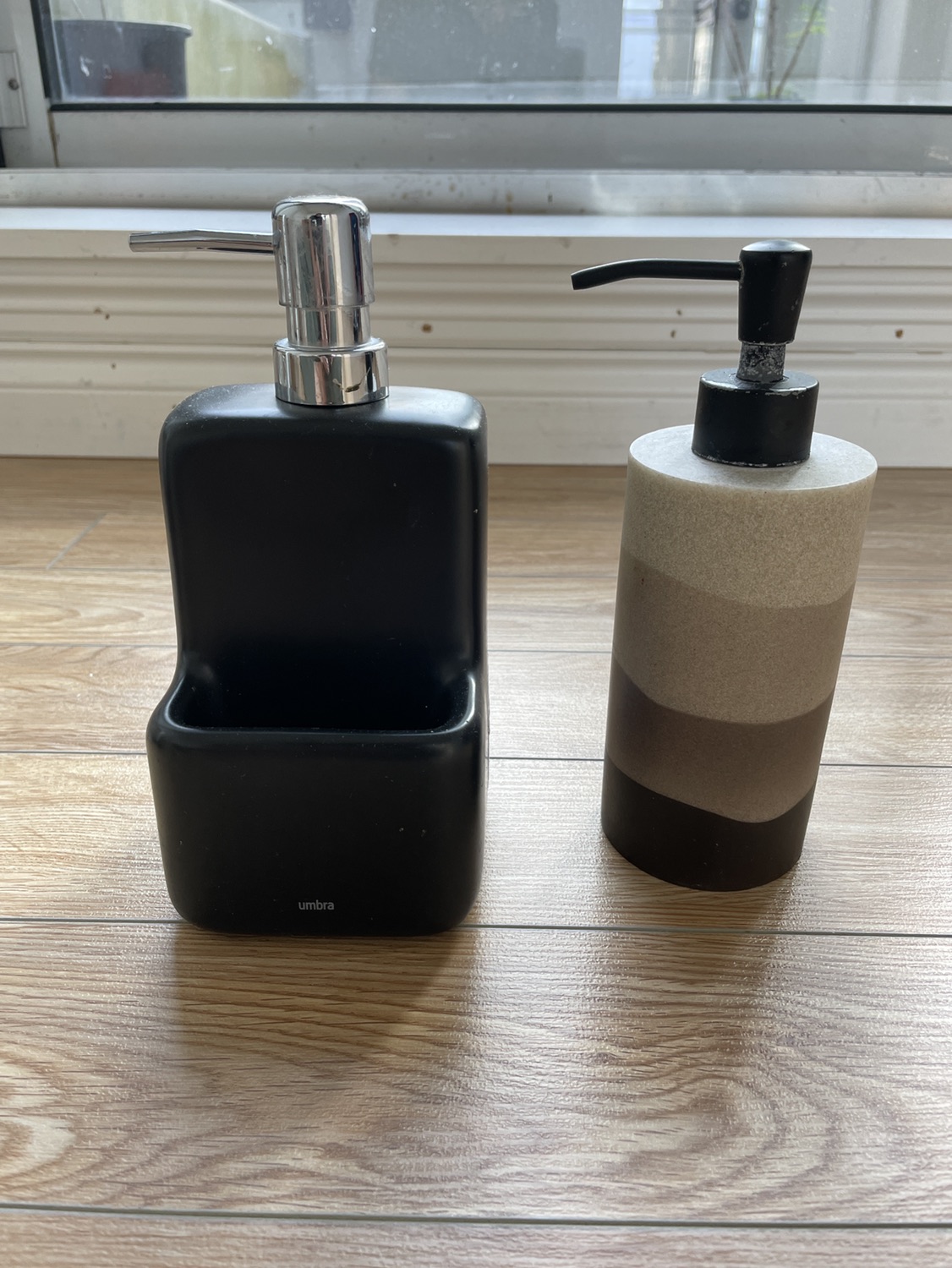 Household Items - glass jar, soap dispenser, organizer - photo 2