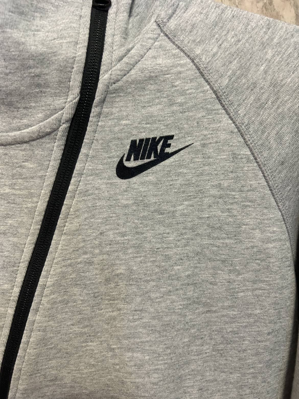 Nike Tech Fleece Butterfly Hooded Jacket image indicator(3)