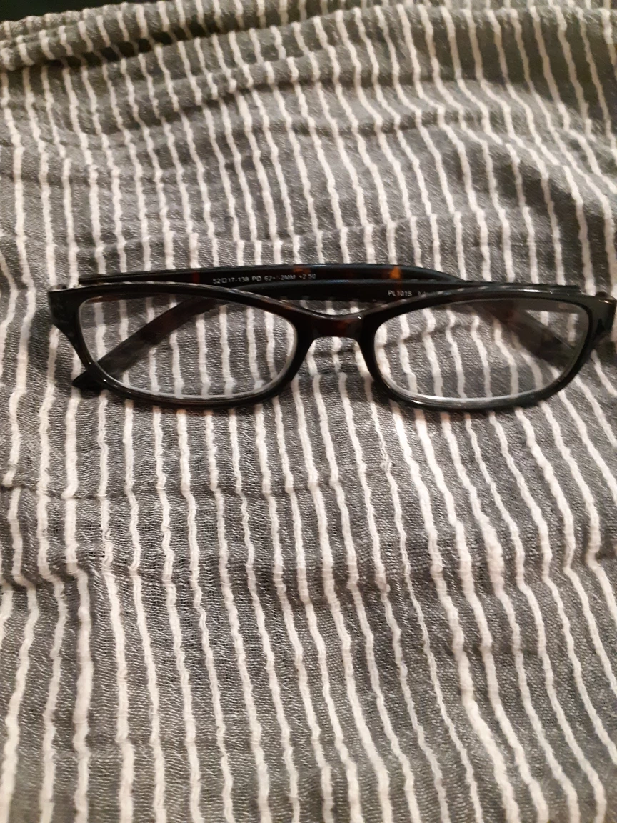 FREE Foster Grant "Tortoiseshell Reading Glasses! 🥕 #freecycle thumbnail