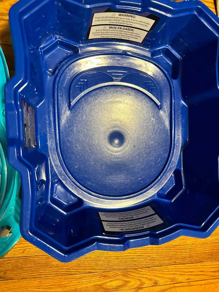 beyblade sets. - photo 4