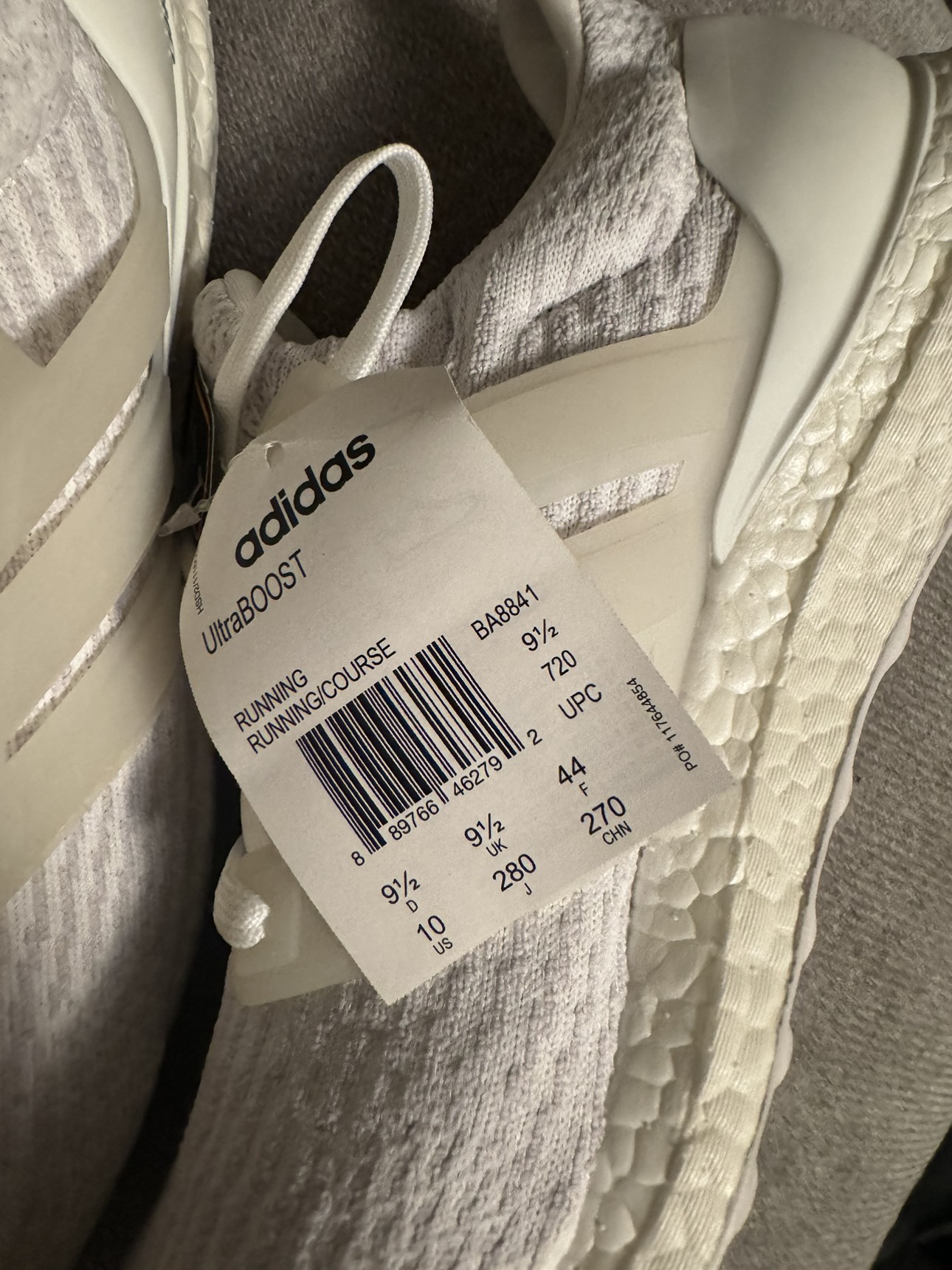 Adidas Ultra Boosts -  Triple White - Size 10 - Brand New image indicator(4)