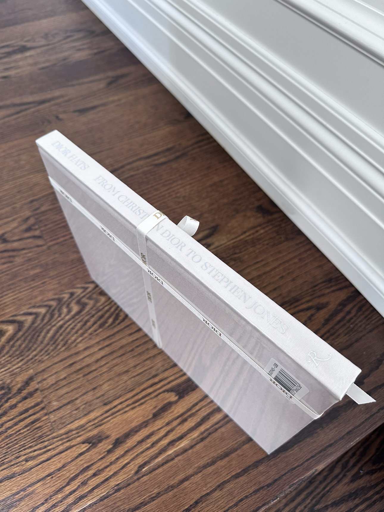 Brand new sealed Dior coffee table book image indicator(5)