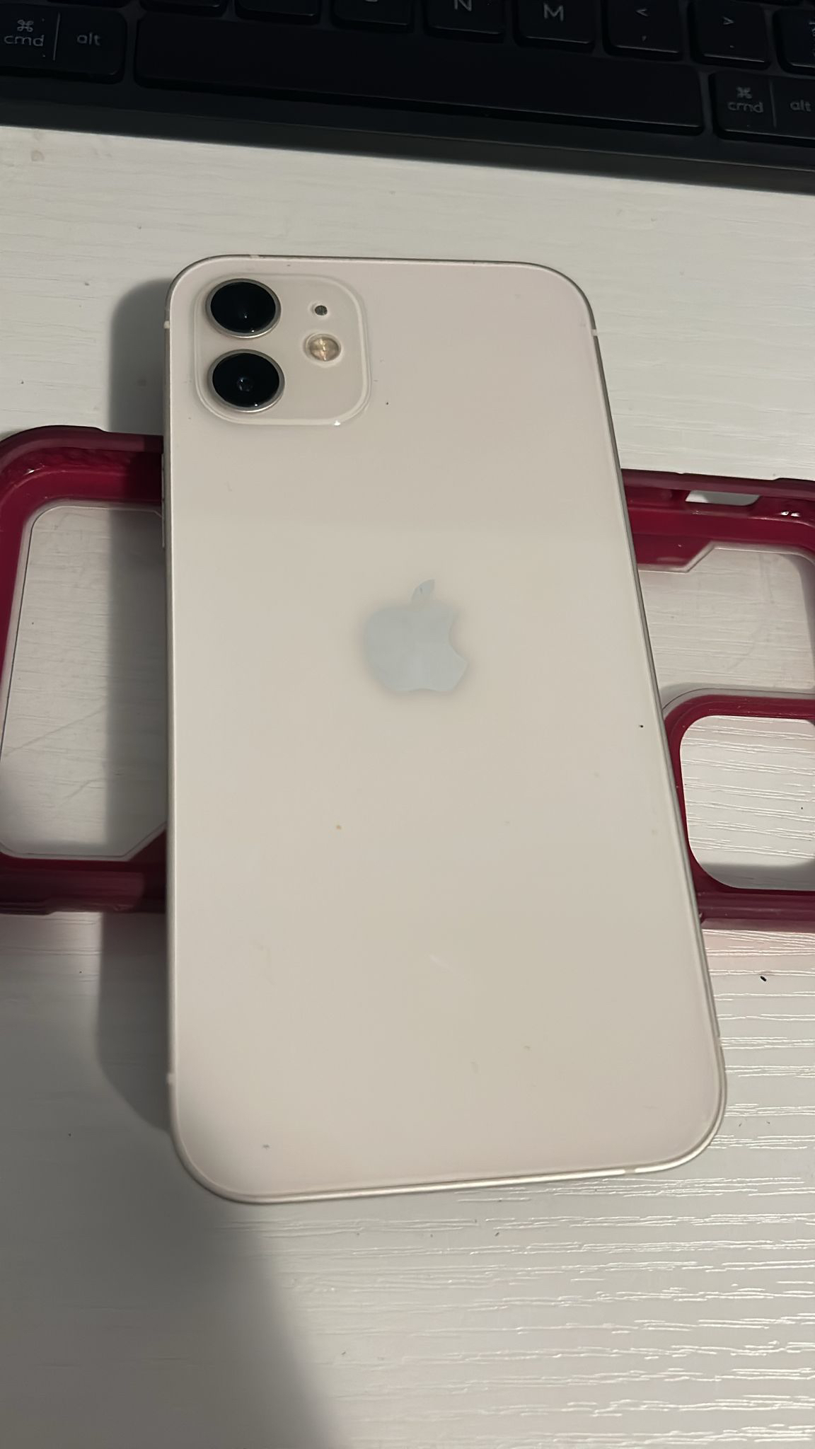 iPhone 12 - 128GB - Battery 75%