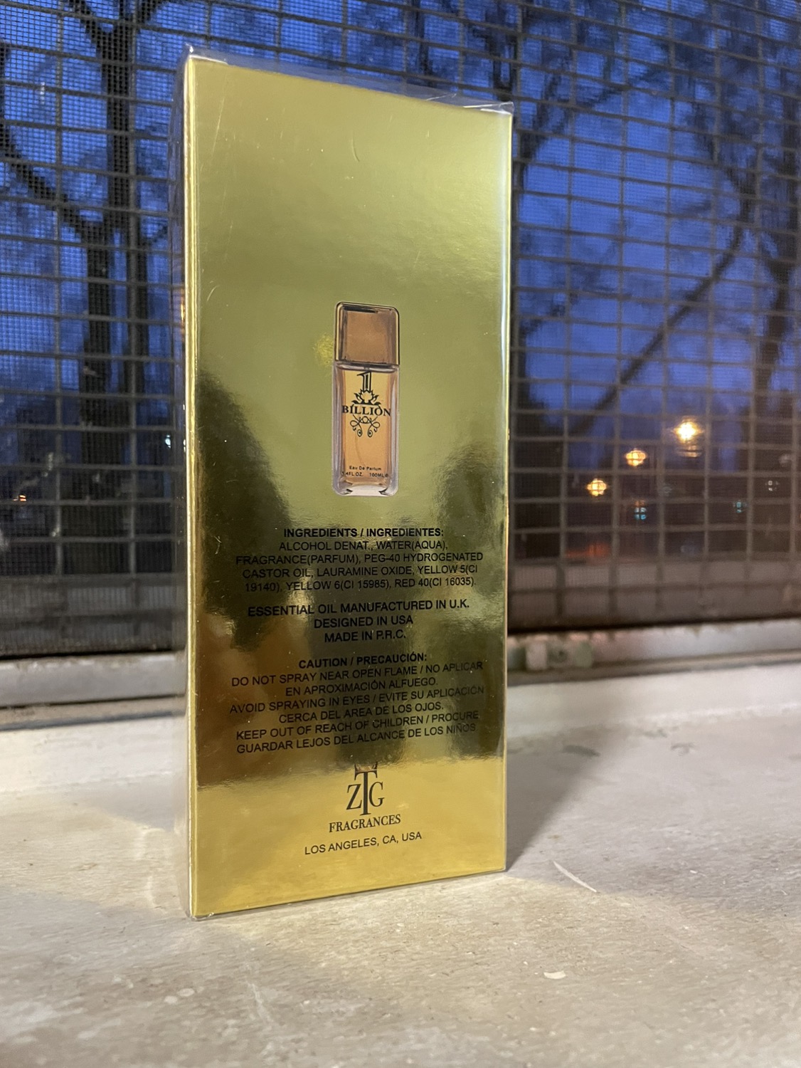 1:1 Men’s Colognes image indicator(6)