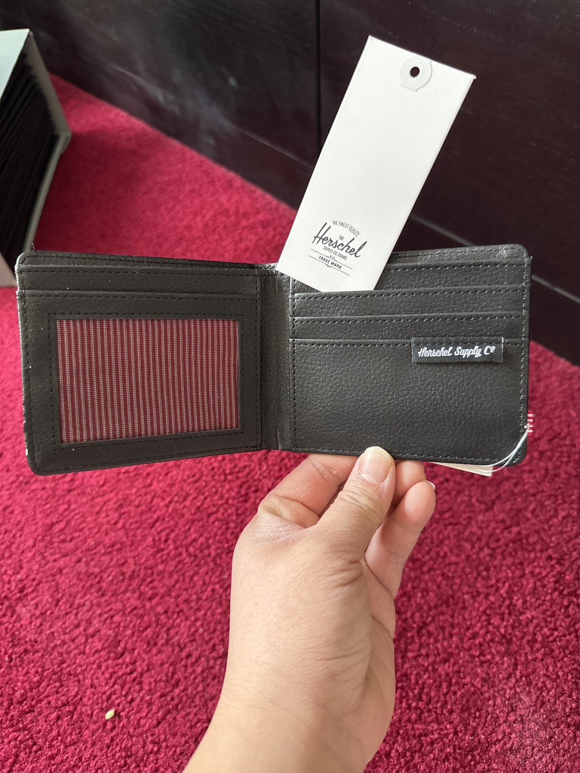 Brand New Herschel wallet - photo 2