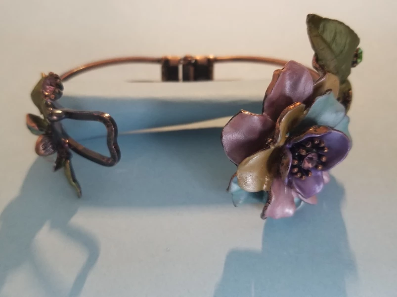 Women's Flower Bracelet - photo 5