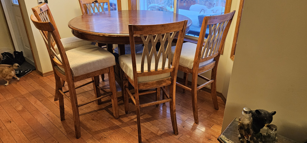 dinning table with high chair