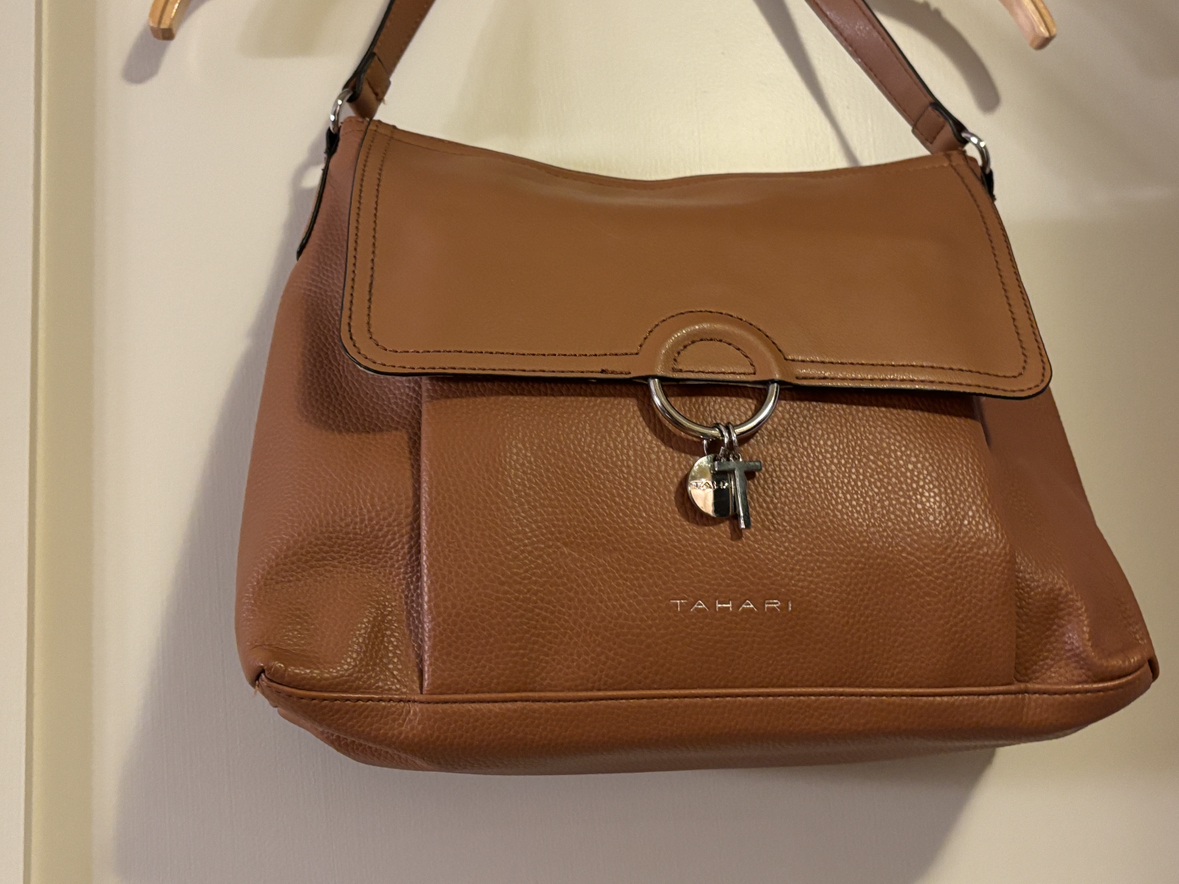 Tahiri leather purse thumbnail